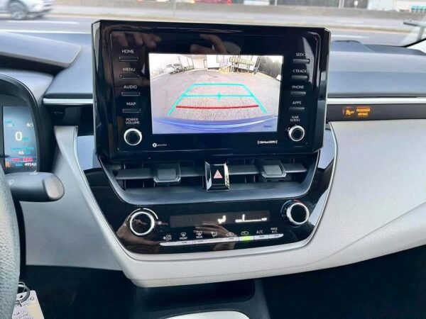 2022 Toyota Corolla LE - Image 2