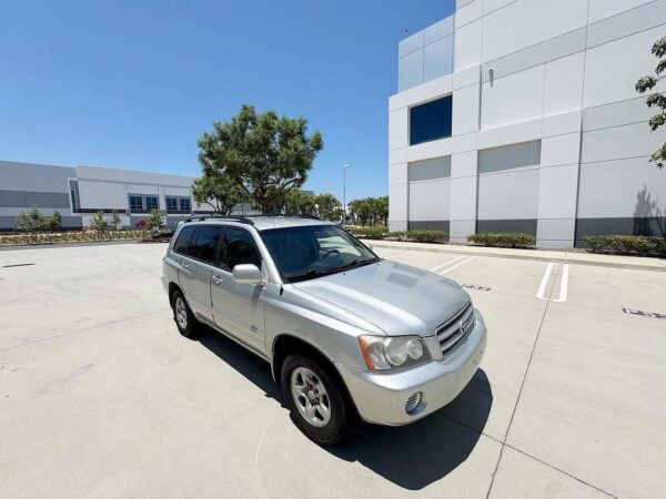2004 Toyota Highlander SUV - Image 6