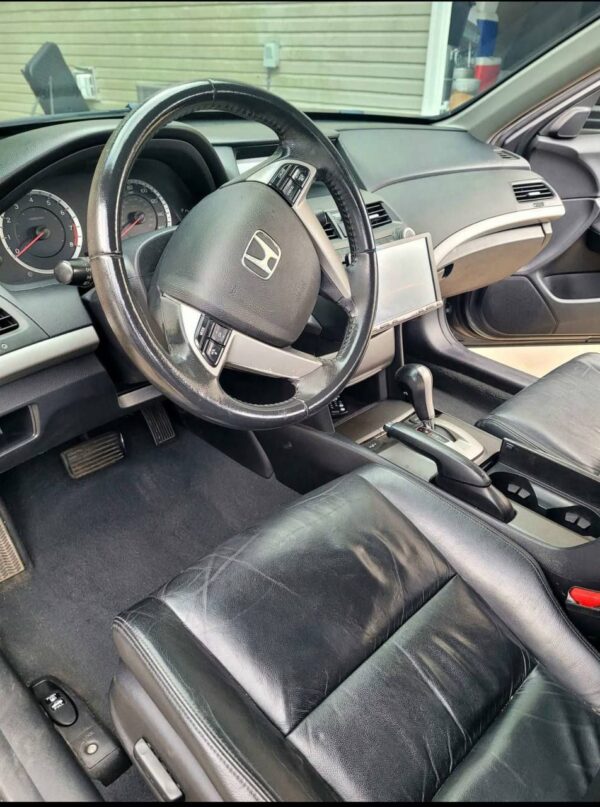 2012 Honda Accord - Image 7