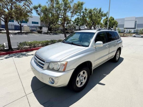 2004 Toyota Highlander SUV - Image 5