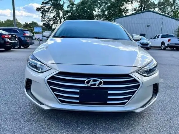 2018 Hyundai Elantra SEL - Image 5
