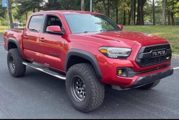 2016 Toyota Tacoma TRD Off-Road Double Cab 4x4 - Image 5