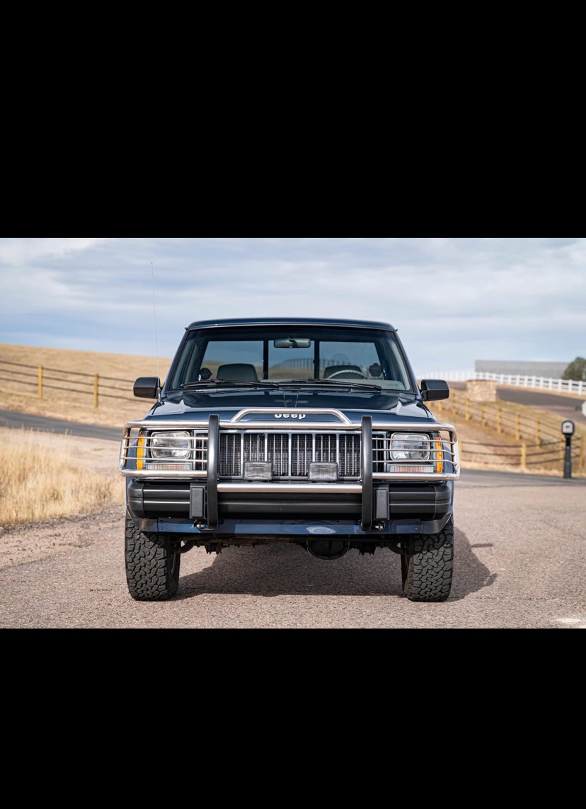 1988 Jeep Comanche Pioneer 4x4 - Image 4