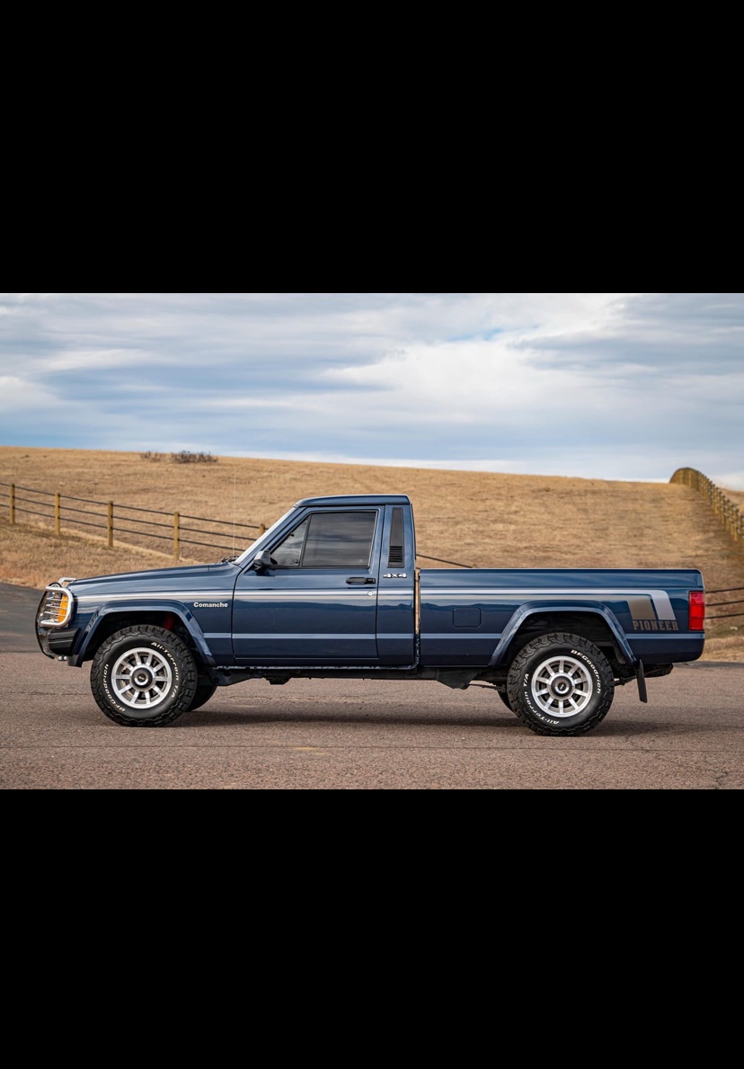 1988 Jeep Comanche Pioneer 4x4 - Image 5